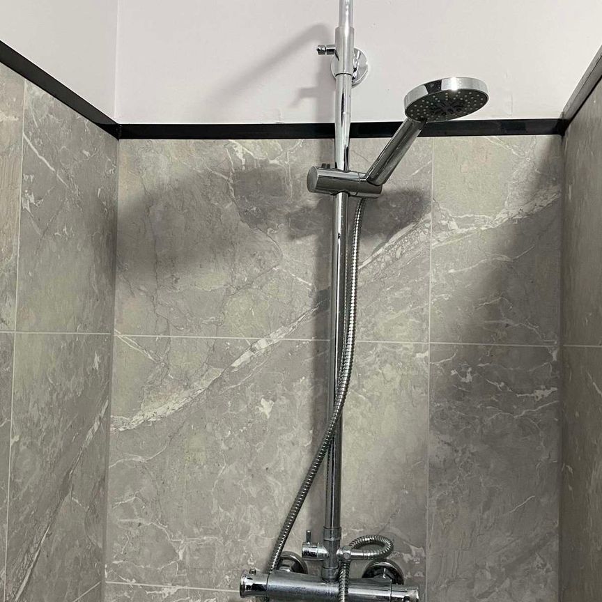 De Grey Street Bedroom 5 - Photo 1