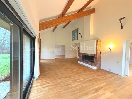 Tout savoir sur cette maison à Croix - Photo 3