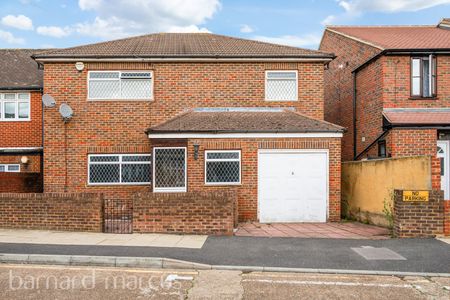 Beecholme Avenue, Mitcham - Photo 2