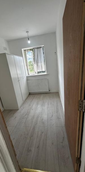 Room in a Shared House, Carlyon Road, HA0 - Photo 1