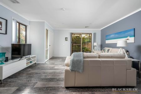 21 Carpenter Close, Calwell ACT 2905 - House For Rent | Domain - Photo 5