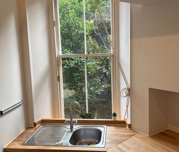 1 Bed Flat, St. Bernards Crescent, EH4 - Photo 4