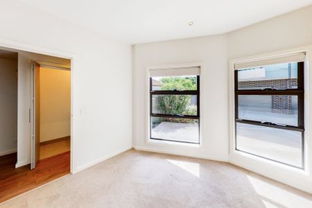 1/38 Lawson Street, Essendon - Photo 5