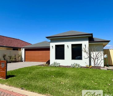 Parkway Delight - Photo 1