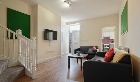 Fantastic 3 bedroom property - Photo 3