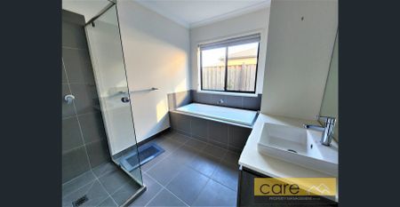 Discover an exquisite living experience - Photo 5