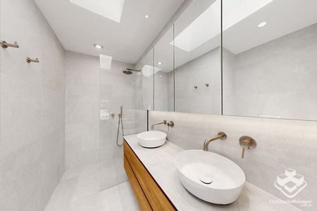 As new executive living - Photo 5