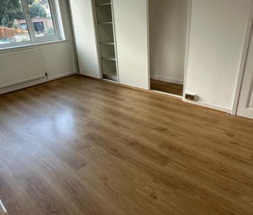 2 Ontario Way, Lakeside, Cardiff, CF23 6HB - Photo 3