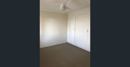 60 David Street NUndah - Photo 2