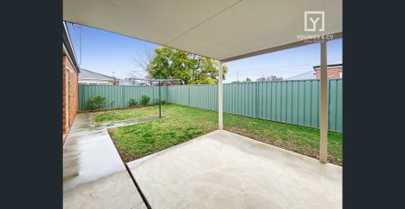 Prestigious Location – Immaculate Home Near Shepparton Golf Clu - Photo 3