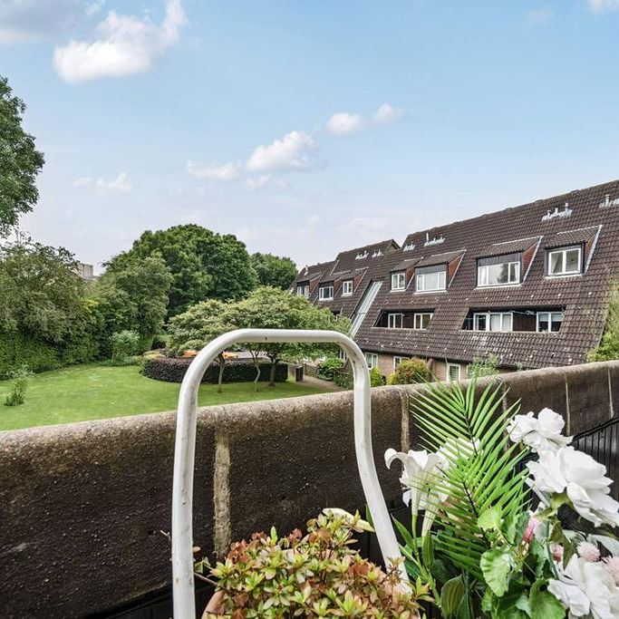 2 bedroom flat to rent - Photo 1