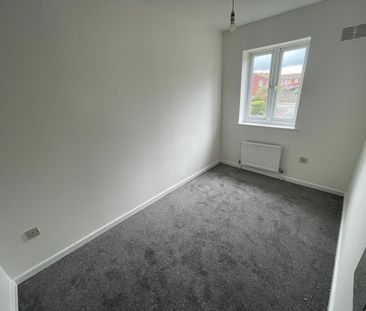 3 bedroom house to rent Branton Close, Luton, Bedfordshire, LU2 - Photo 4