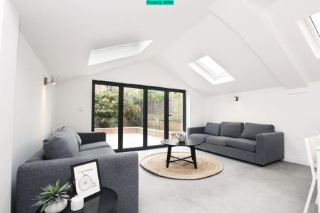 6 bedroom terraced house to rent - Photo 3