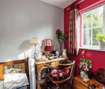 3 Bed Terraced House, Leonard Street, NG6 - Photo 2