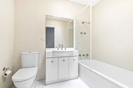 Perfect Family Home - Photo 5