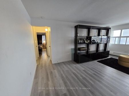 1503 725 Don Mills Road SE - Photo 2