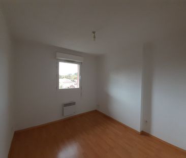 Location Appartement 2 pièces 42m² - Photo 3