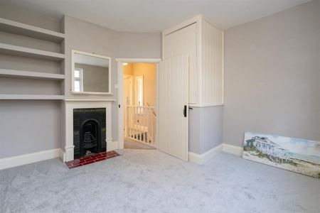 2 bed end of terrace house to rent in Lodge Road, Solihull, B93 - Photo 3