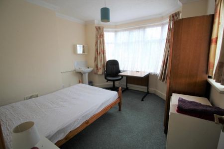 6 bedroom house to rent - Photo 5