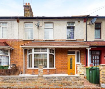 3 bedroom terraced house to rent - Photo 5