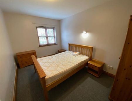 2 Bedroom Apartment To Let - Photo 2
