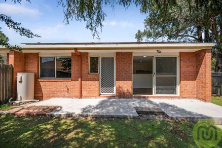 Parkside Living with Renovated Bathroom & Solar Savings - Photo 5
