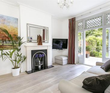 3 bedroom flat to rent - Photo 2