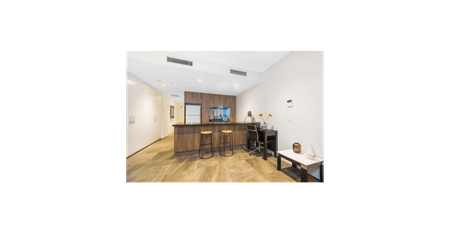 Partly furnished Large one bedroom + study at Darling Harbour for only$990 - Photo 5