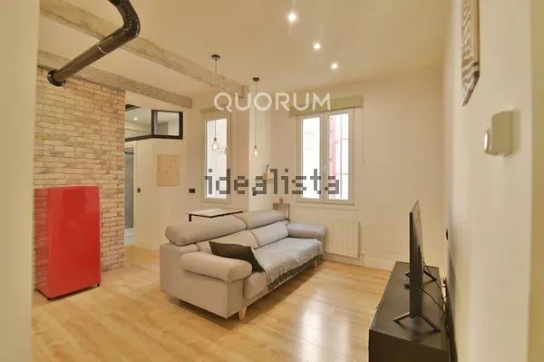 Alquiler de piso en Gregorio de la Revilla Zumarkalea - Photo 1