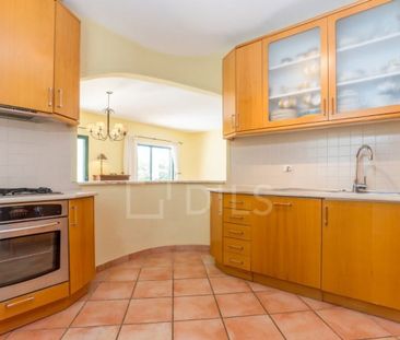 4 room luxury House for rent in Loulé, Distrito de Faro - Photo 3