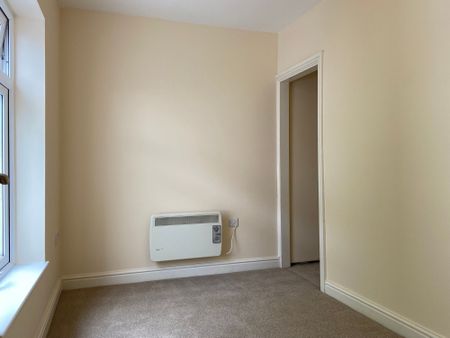 Eastbourne Road, Taunton - Photo 3