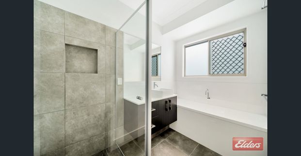 Perfect Family Home! - Photo 1