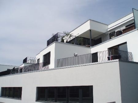 "Mitten im Stadtzentrum mit grosser Terrasse!" - Photo 3