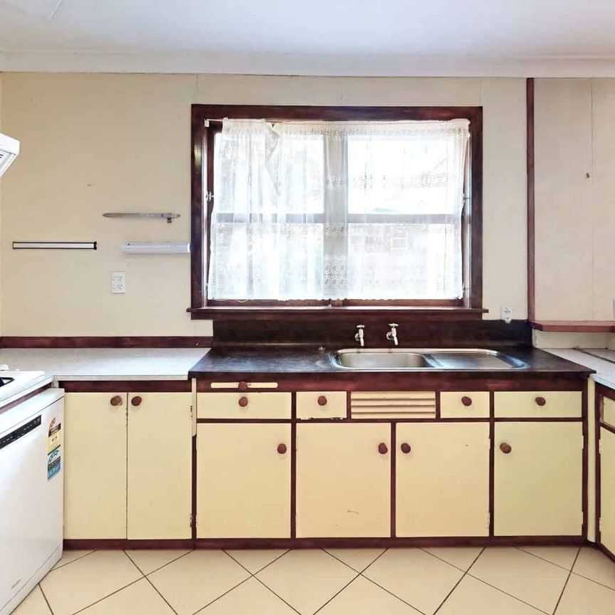 Takaro - 4 bedrooms - Photo 1