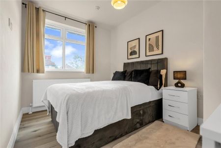 1 bedroom semi-detached house to rent - Photo 2