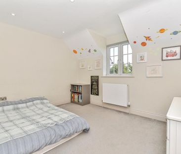 4 bedroom detached house to rent - Photo 1