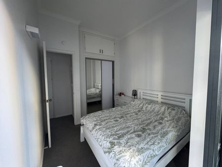 Stylish Apartment near the Viaduct & all the City offers... - Photo 3