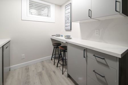 For Lease - 37 Bentworth Avenue Unit# Lower, Toronto, Ontario - Photo 5