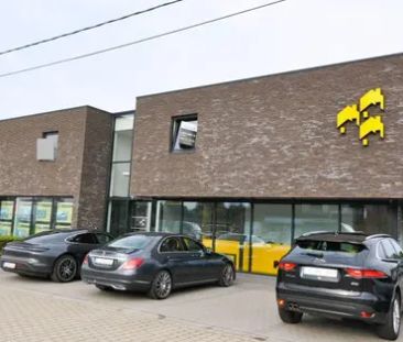 Ruim, eigentijds appartement met zuidgericht terras & parki - Photo 3