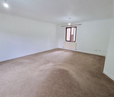 St. Georges Street, IPSWICH - Photo 1