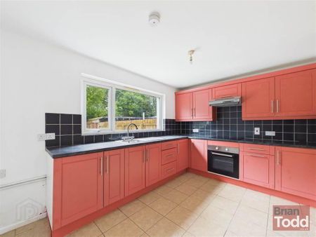 Fairway, Larne, BT40 2BB - Photo 3