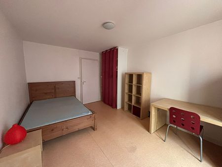 Appartement meublé T3 - 51.35 m² - Boulevard Ernest Dalby - Location Appartement nantes : 51.35 m2 - Photo 3