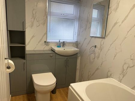 Totton, SO40 - Photo 3