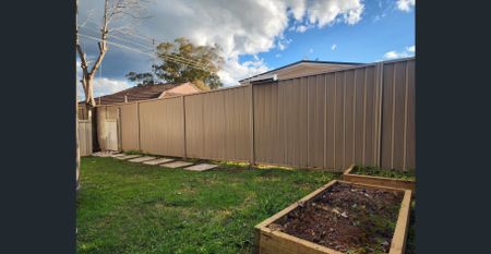 Great Location! - Photo 5