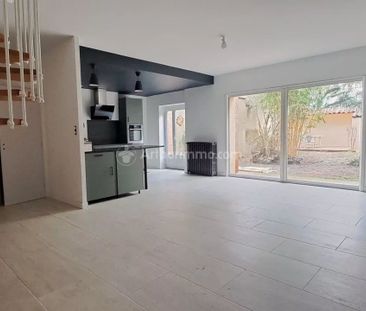 Location Duplex 4 pièces 121 m2 à Carmaux - Photo 5