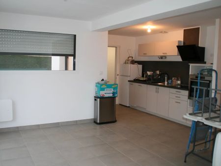 Location Maison 3 pièces 56 m2 à Cruguel - Photo 4