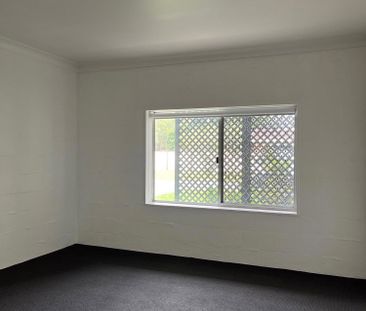 3 BEDROOM GROUND FLOOR DUPLEX - WATER AND ELECTRICITY INCLUDED IN T... - Photo 1