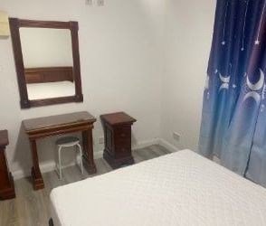 Studio Flat, Princess St, LU1 - Photo 3