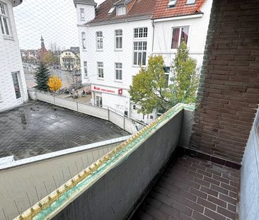 Charmante Etagenwohnung mit Balkon und Fahrstuhl in begehrter Lage ... - Photo 1