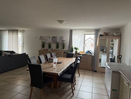 Large apartment close to all amenities - Foto 3